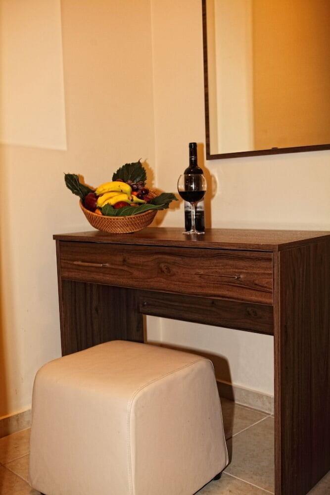 Niriides Beach Hotel Rethymno  Phòng bức ảnh