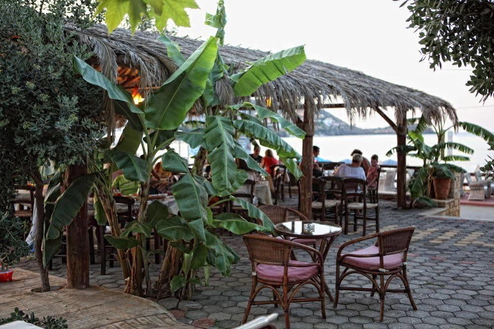 Niriides Beach Hotel Rethymno  Ngoại thất bức ảnh